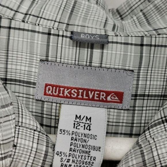 QuikSilver Boys Plaid Button Down Short‎ Sleeve Shirt Size Medium - Picture 4 of 5